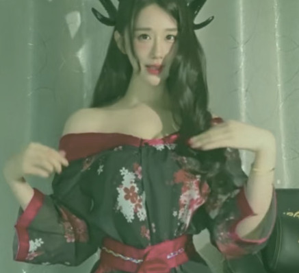 助眠一姐轩子巨2兔自诉停播,恋爱半年后分手引热议